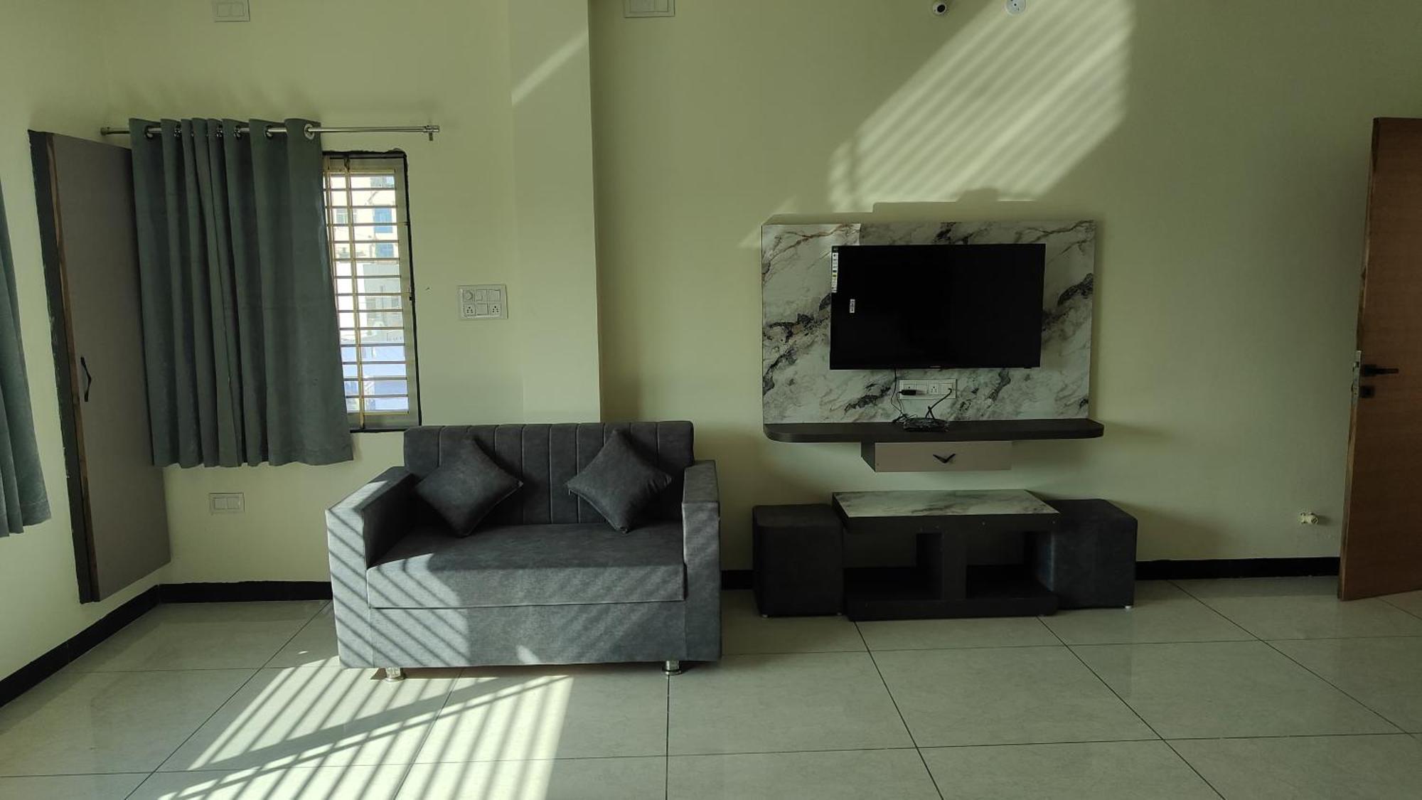 Yashomati Hotel Maheshwar Экстерьер фото