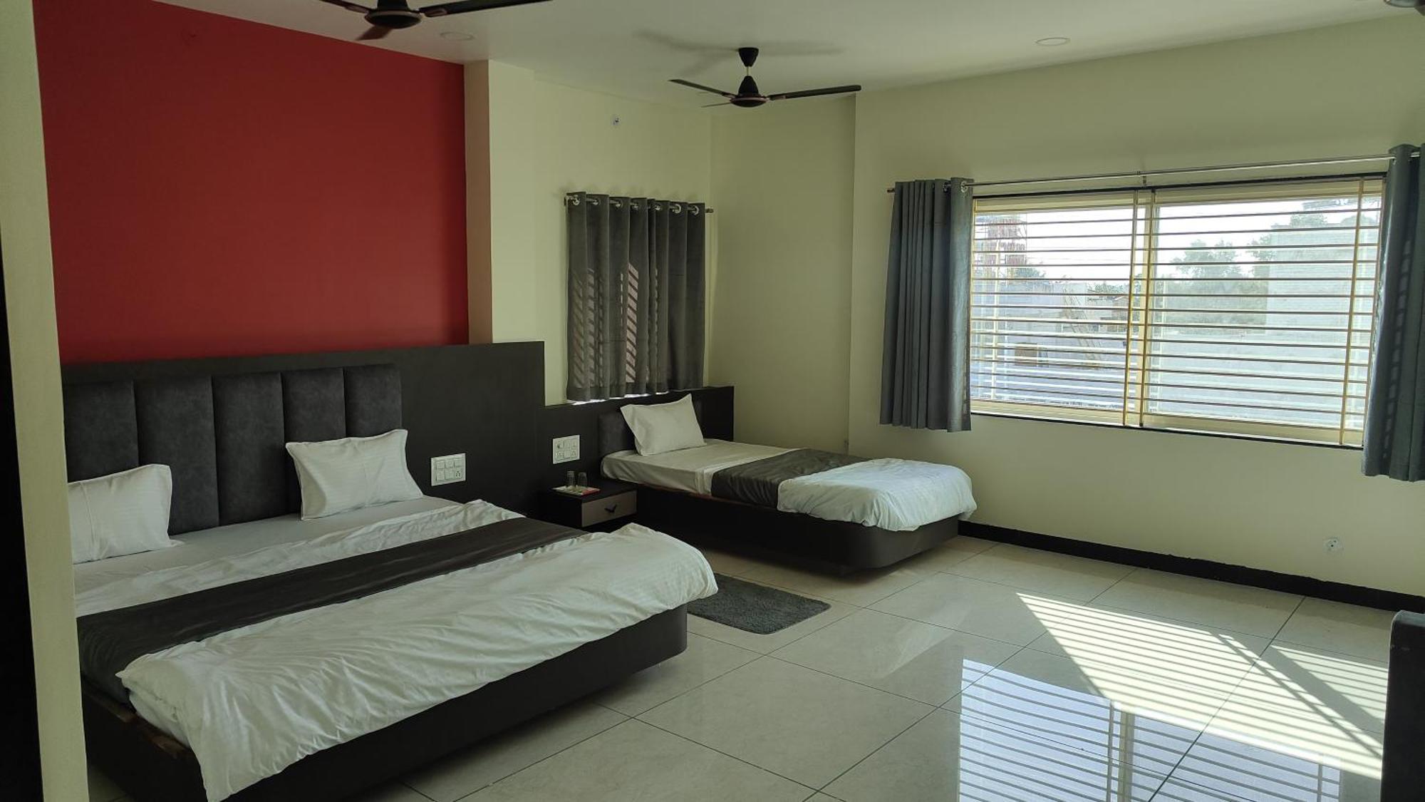 Yashomati Hotel Maheshwar Номер фото